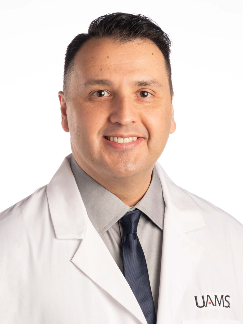 Luna, Michael, M.D.